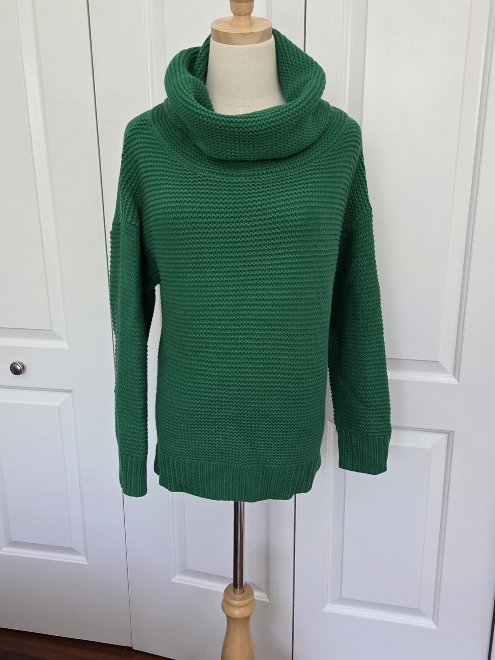 Vici Kelly Green Chunky Knit Cowl Neck Sweater